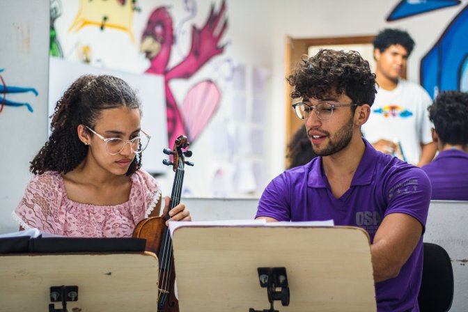 Las academias de música, el primer escenario de grandes estrellas